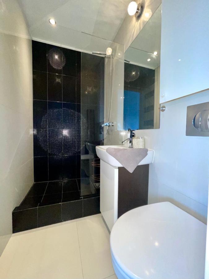 Sasi - Cozy Apartment For 6 People In Centre Warschau Buitenkant foto